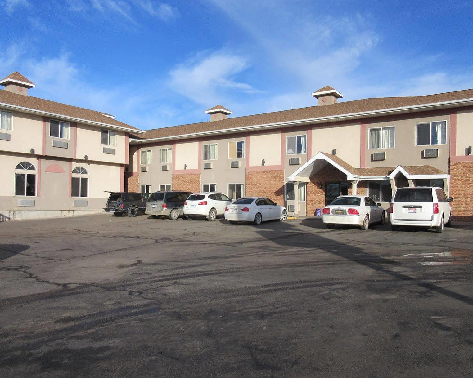Dakota Pines Inn Rapid City Exterior foto